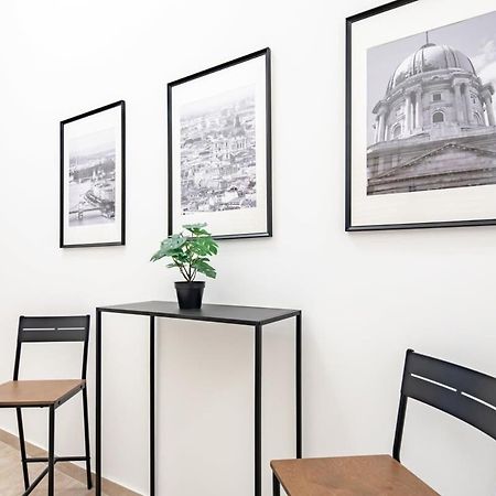 Central - New - Comfy Ac Studio Budapest Extérieur photo