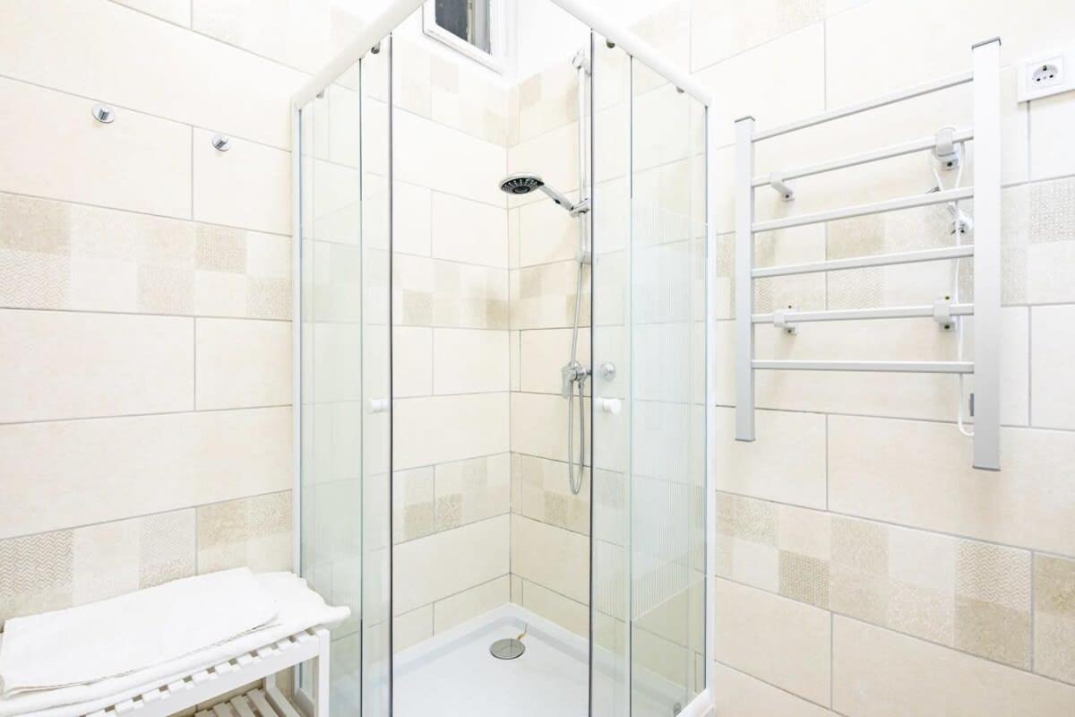 Central - New - Comfy Ac Studio Budapest Extérieur photo