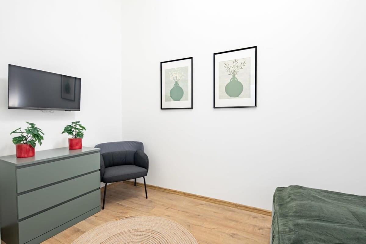 Central - New - Comfy Ac Studio Budapest Extérieur photo